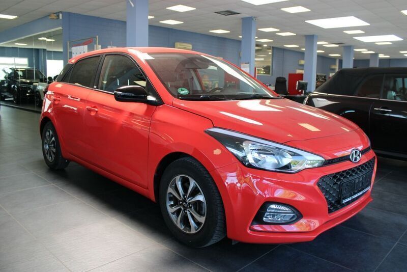Rot Gebraucht 2019 Hyundai i20 YES! Limousine | 13.980 € (Fairer Preis) - Bild 1/4