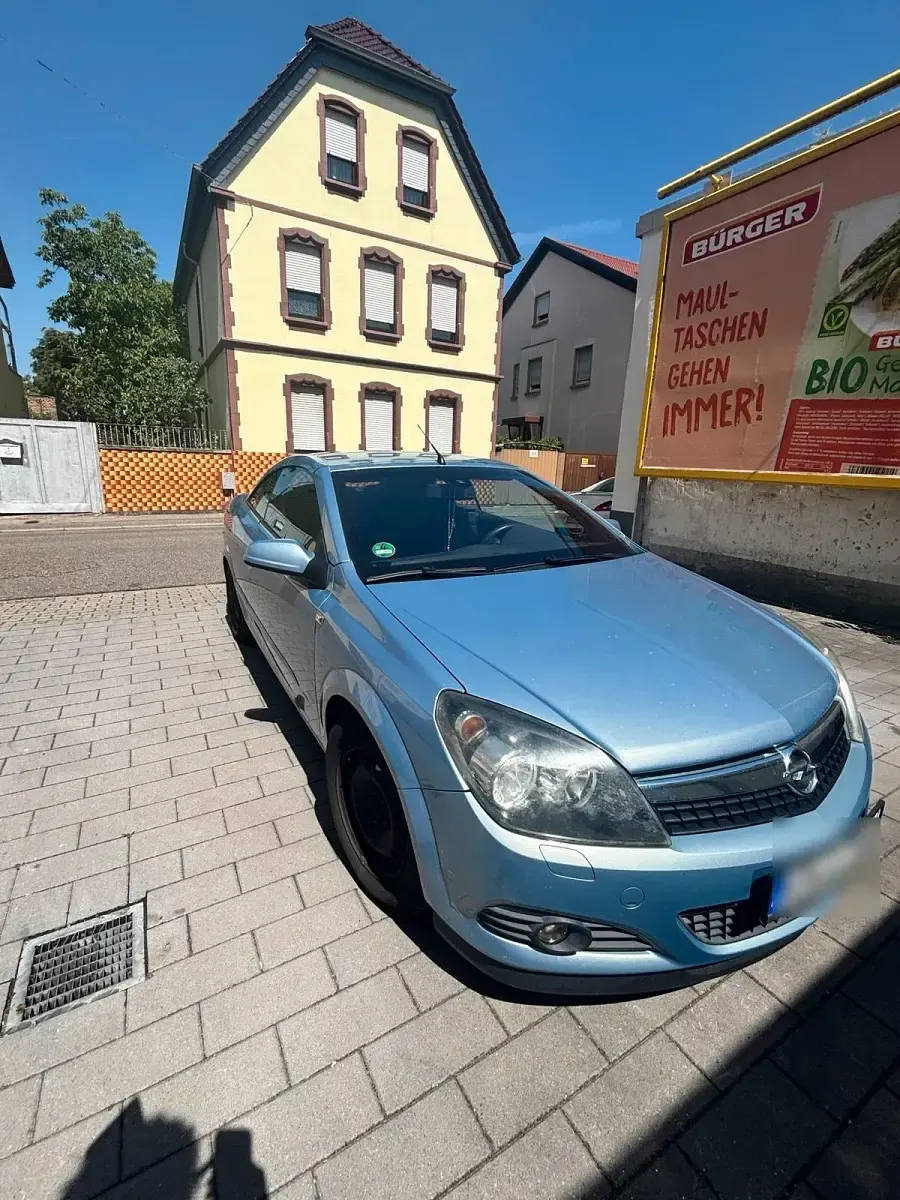 Gebraucht Opel Astra 140 PS (102 kW) 2007 Blau Cabrio