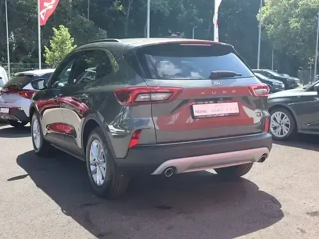 Neu Ford Kuga Titanium 186 PS (136 kW) 2026 Andere SUV