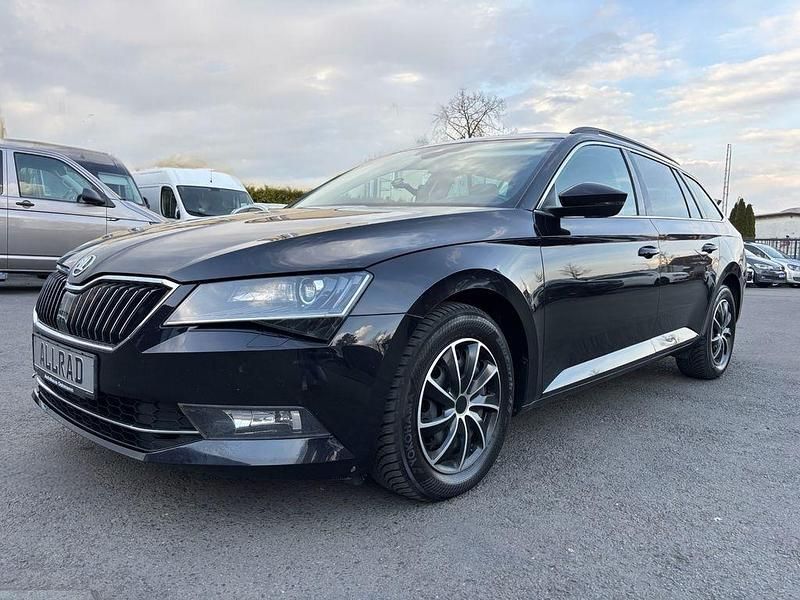 Gebraucht Skoda Superb Ambition 190 PS (139 kW) 2017 Schwarz Kombi