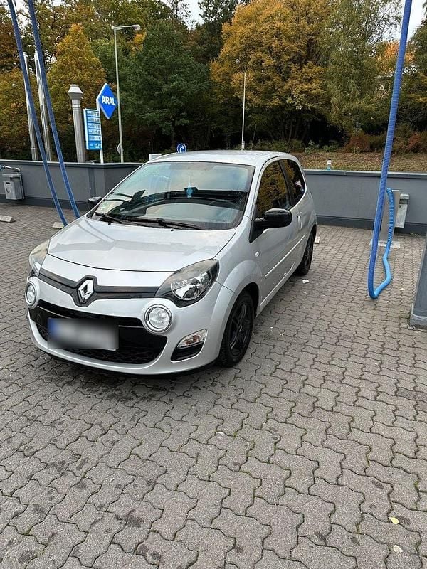 Silber Gebraucht 2014 Renault Twingo Initiale Paris Kleinwagen | 4.600 € (Fairer Preis) - Bild 1/4