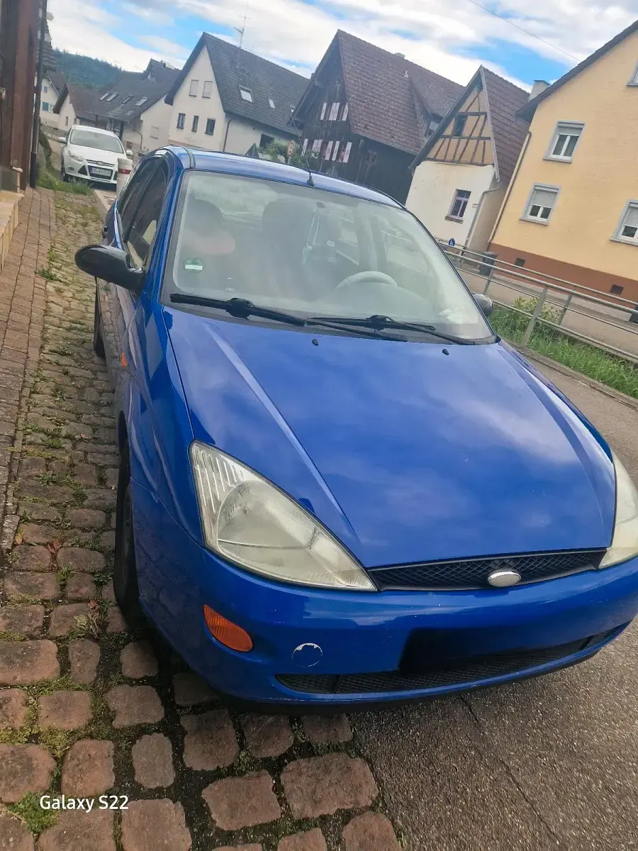 Brugt Ford Focus 100 HK (73 kW) 2003 Blå Sedan