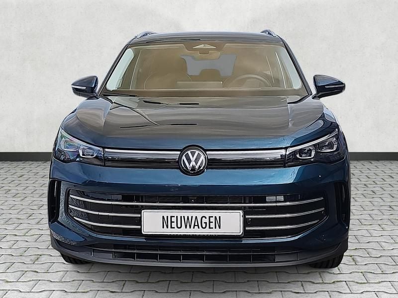 Neu VW Tiguan Elegance 150 PS (110 kW) 2026 Nightshadeblue metallic SUV