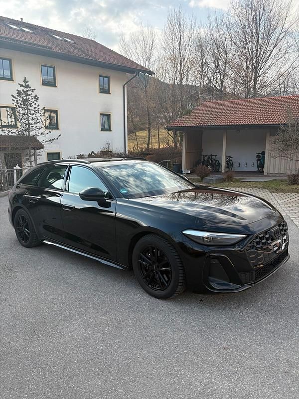 Gebraucht Audi A5 S-Line 204 PS (150 kW) 2025 Schwarz Kombi