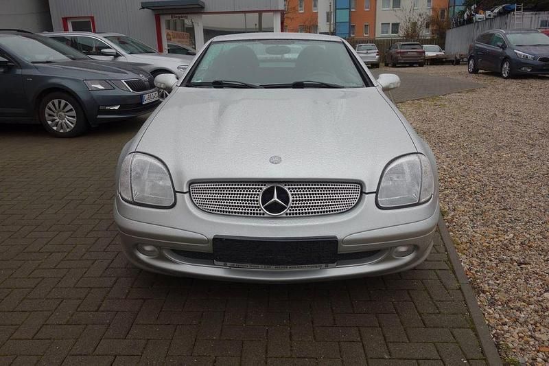 Gebraucht Mercedes SLK200 Edition 163 PS (119 kW) 2004 Silber Cabrio