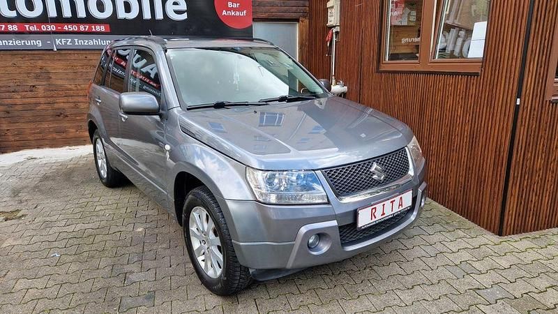 Grau Gebraucht 2006 Suzuki Grand Vitara SUV | 5.980 € (Teuer) - Bild 1/4