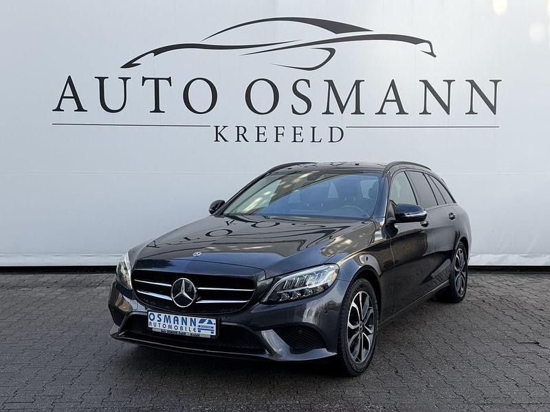 Grau Gebraucht 2020 Mercedes C200 Avantgarde Kombi | 14.950 € (Superpreis) - Bild 1/4