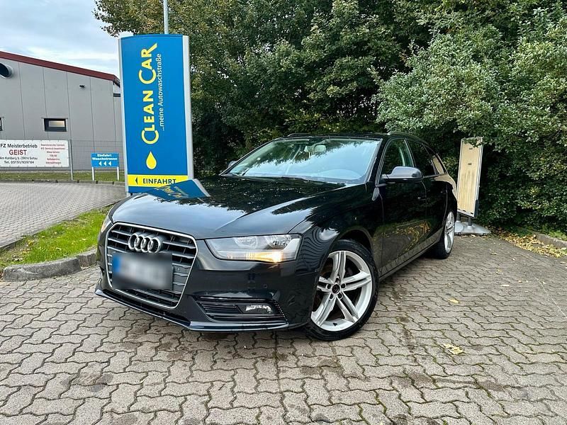 Schwarz Gebraucht 2014 Audi A4 Kombi | 7.400 € (Fairer Preis) - Bild 1/4
