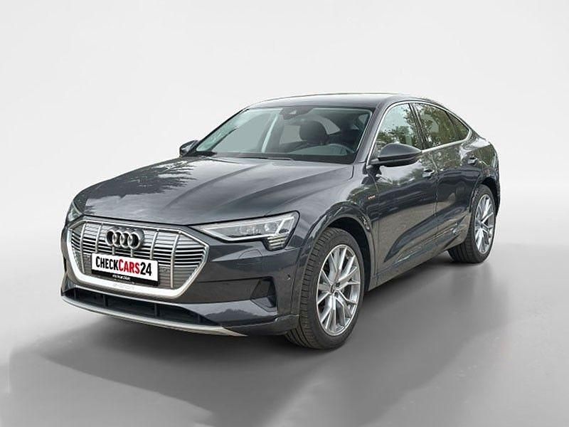 Grau Gebraucht 2023 Audi e-tron Sportback Advanced Plus SUV | 53.189 € - Bild 1/4