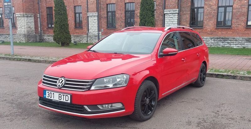 Rot Gebraucht 2014 VW Passat Comfortline Kombi | 3.990 € (Guter Preis) - Bild 1/4