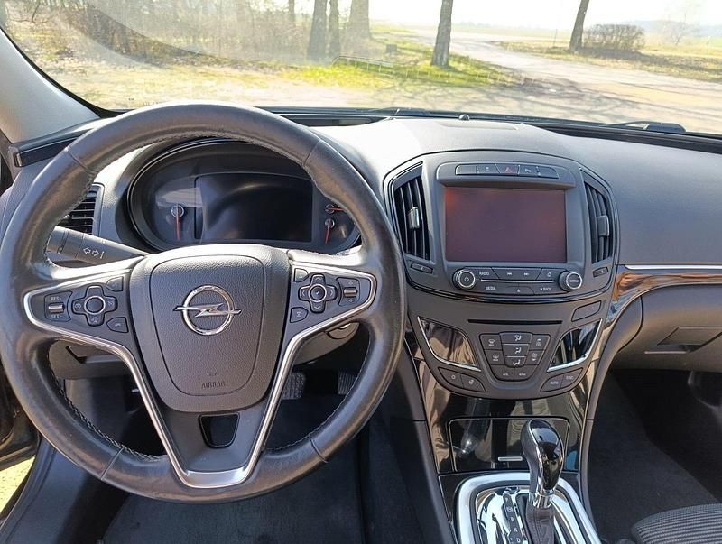 Gebraucht Opel Insignia Innovation 170 PS (125 kW) 2017 Schwarz Kombi