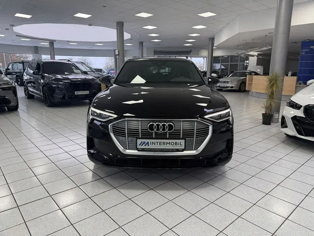 Gebraucht Audi e-tron S-Line 300 kW (408 PS) 2019 Brillantschwarz SUV