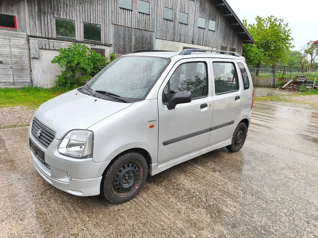 Gebraucht Suzuki Wagon R+ 76 PS (55 kW) 2003 Silber Van / Kleinbus
