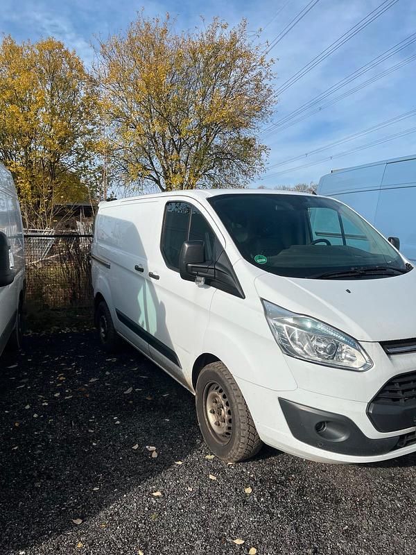 Gebraucht Ford Transit Custom 125 PS (91 kW) 2015 Weiß Van / Kleinbus