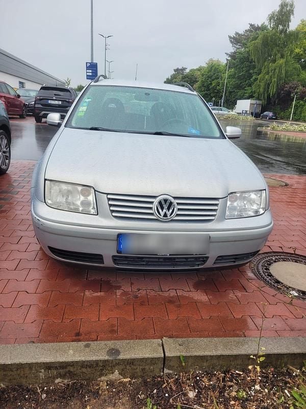 Gebraucht 2000 VW Bora Limousine | 1.500 € (Fairer Preis) - Bild 1/4