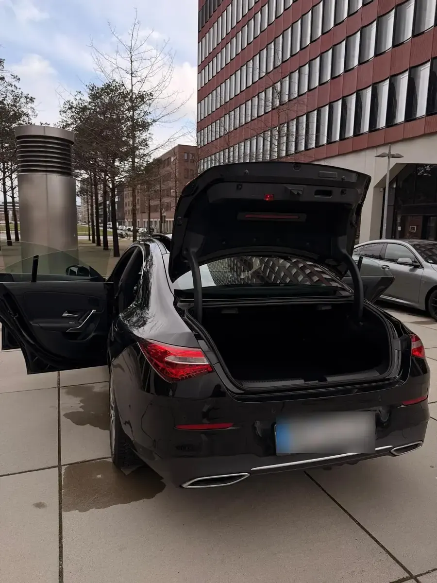 Gebraucht Mercedes CLA220 190 PS (139 kW) 2020 Schwarz Limousine