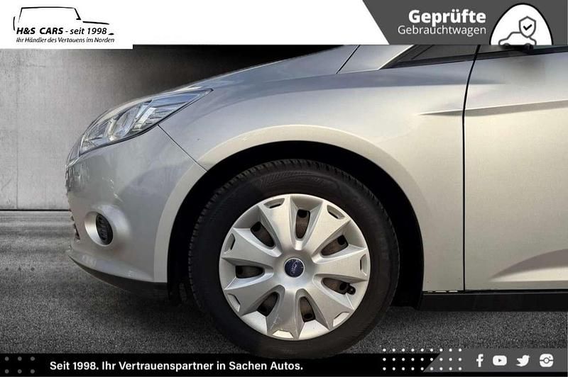 Gebraucht Ford Focus 125 PS (91 kW) 2013 Silber Kombi