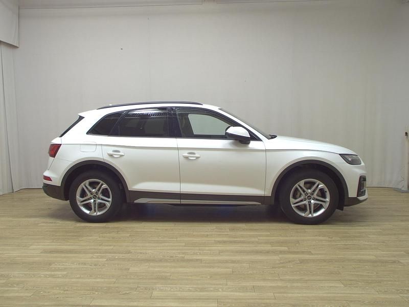 Second-hand Audi Q5 Advanced 163 CP (119 kW) 2021 Alb SUV