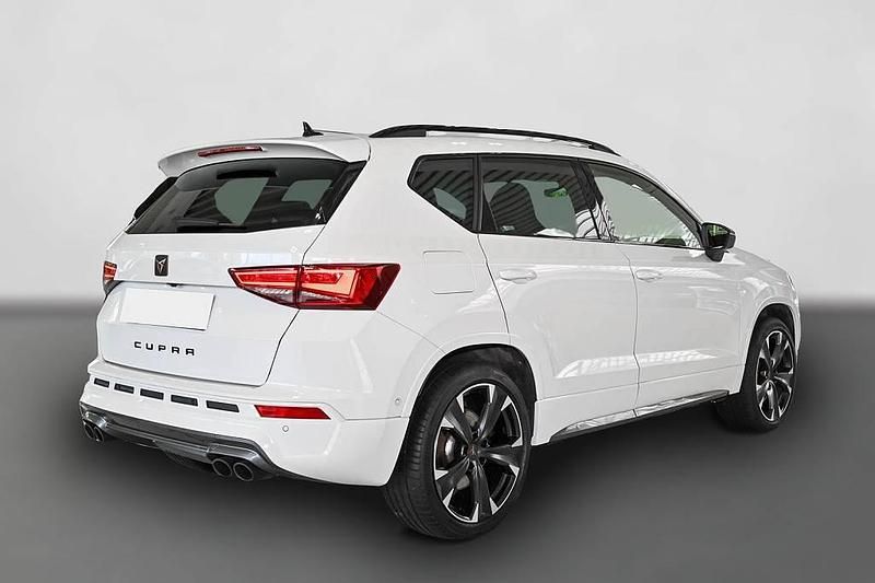 Usata Cupra Ateca 300 CV (220 kW) 2023 Bianco SUV