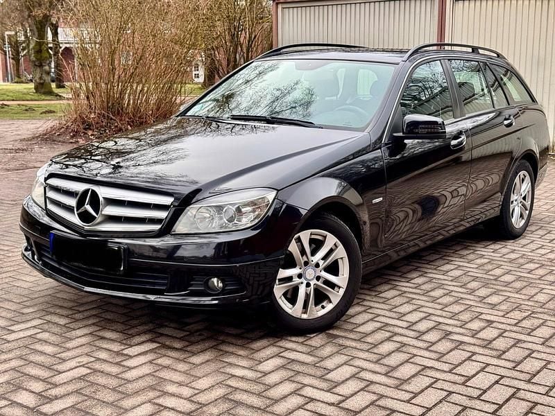 Gebraucht Mercedes C220 170 PS (125 kW) 2010 Schwarz Kombi