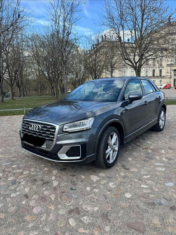 Gebraucht Audi Q2 S-Line 190 PS (139 kW) 2018 Grau SUV