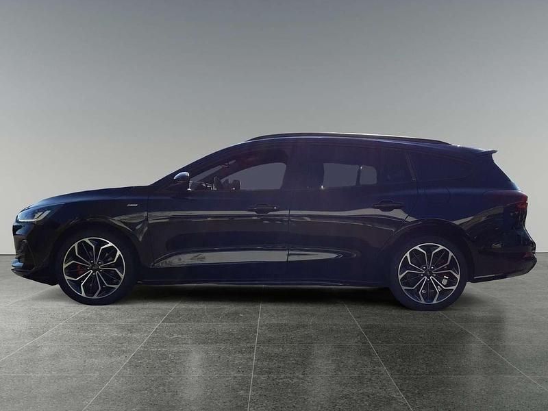 Gebraucht Ford Focus ST-Line X 155 PS (114 kW) 2024 Agate black metallic Kombi