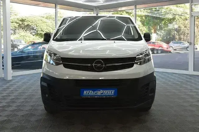 Gebraucht Opel Vivaro-e Combi Edition 144 PS (105 kW) 2022 Weiß Van / Kleinbus
