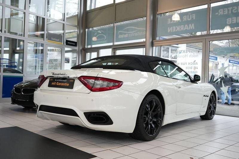 Gebraucht Maserati GranCabrio 460 PS (338 kW) 2019 Weiß Cabrio