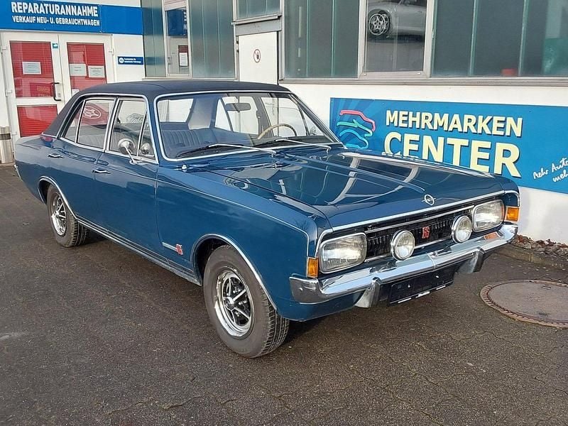 Blau Gebraucht 1970 Opel Commodore Limousine | 14.800 € - Bild 1/4