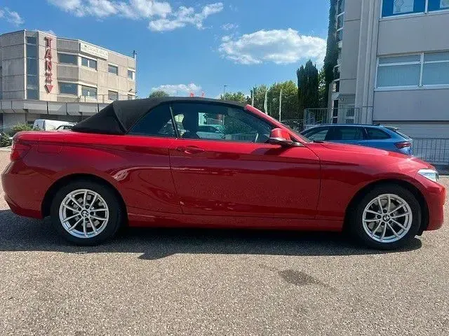 Gebraucht BMW 220 Advantage 184 PS (135 kW) 2017 Rot Cabrio