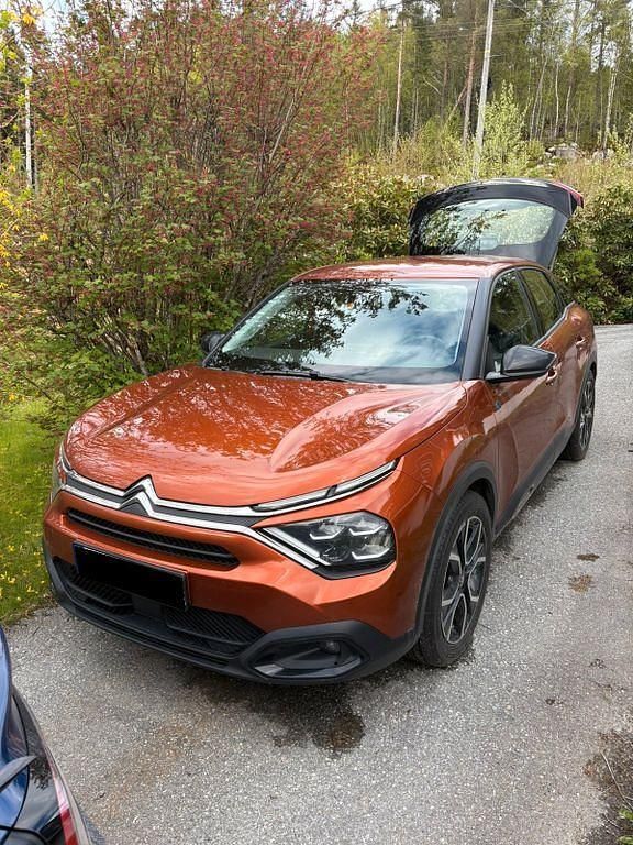 Gebraucht Citroën e-C4 Feel 136 kW (185 PS) 2021 Braun Limousine