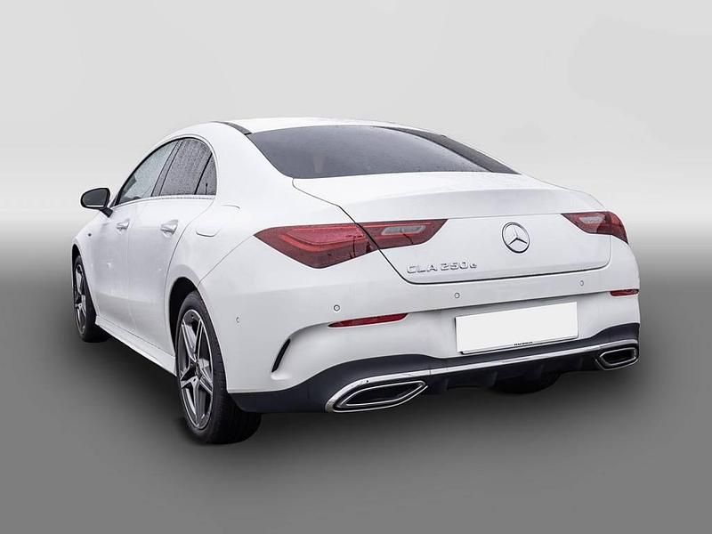 Gebraucht Mercedes CLA250 163 PS (119 kW) 2025 Weiß Limousine