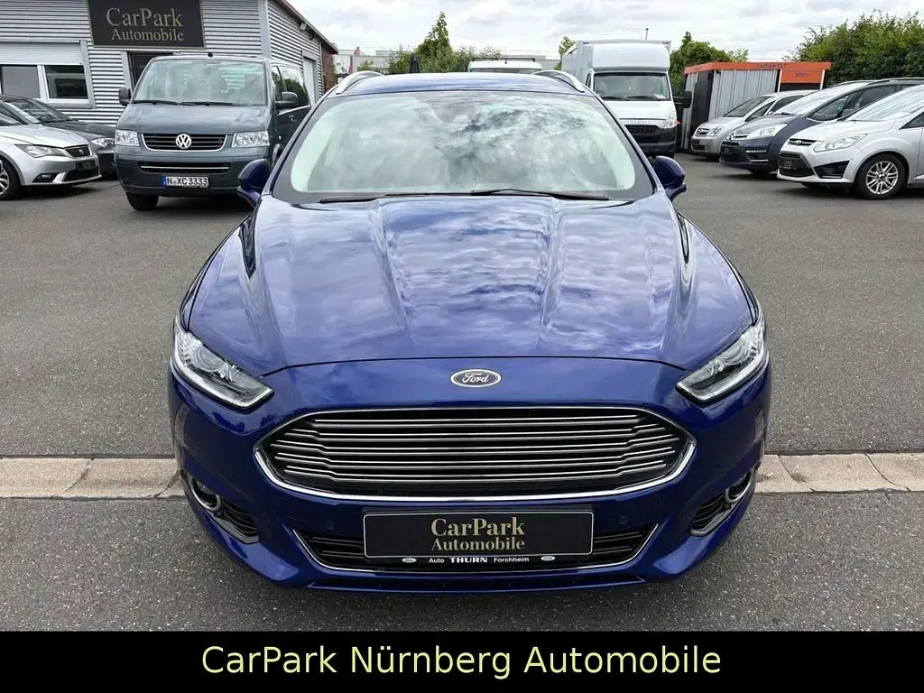 Gebraucht Ford Mondeo Titanium 160 PS (117 kW) 2015 Blau Limousine