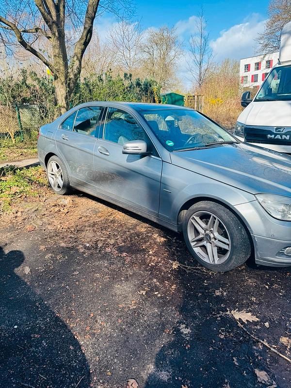 Gebraucht Mercedes C280 242 PS (177 kW) 2008 Grau Limousine