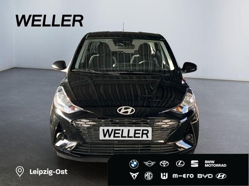 Gebraucht Hyundai i10 Select 63 PS (46 kW) 2025 Schwarz Kleinwagen
