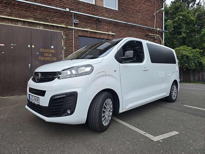 Gebraucht Opel Vivaro-e Combi 100 kW (136 PS) 2023 Weiß Van