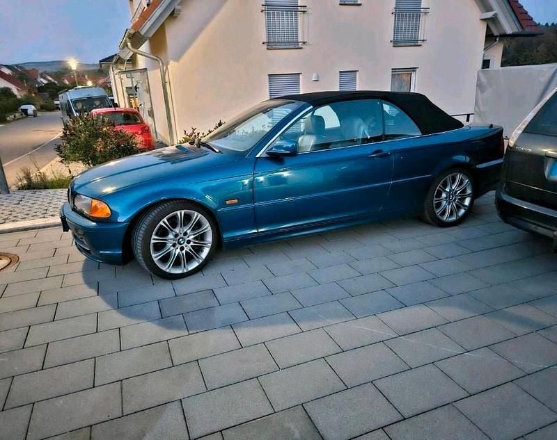 Gebraucht BMW 330 Cabriolet 231 PS (169 kW) 2001 Blau Cabrio