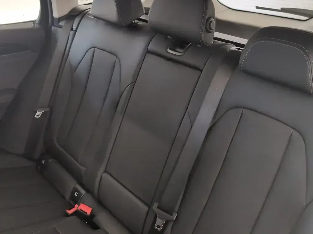 Gebraucht BMW X3 Sport Line 190 PS (139 kW) 2023 Schwarz uni SUV
