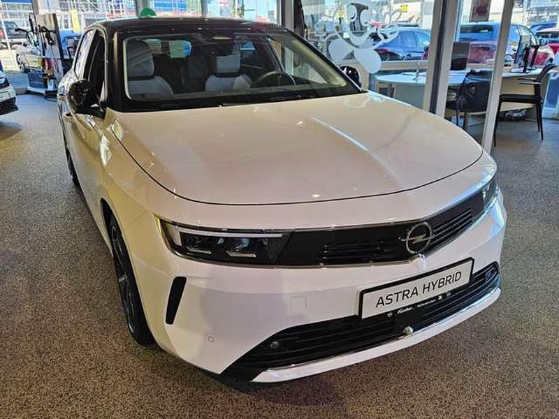 Weiß Gebraucht 2022 Opel Astra Business Elegance Kleinwagen | 22.690 € (Guter Preis) - Bild 1/1