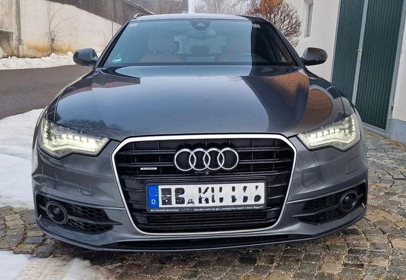 Gebraucht Audi A6 Ambiente 245 PS (180 kW) 2014 Grau Kombi