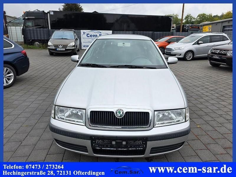 Gebraucht Skoda Octavia Ambiente 116 PS (85 kW) 2001 Silber Kombi