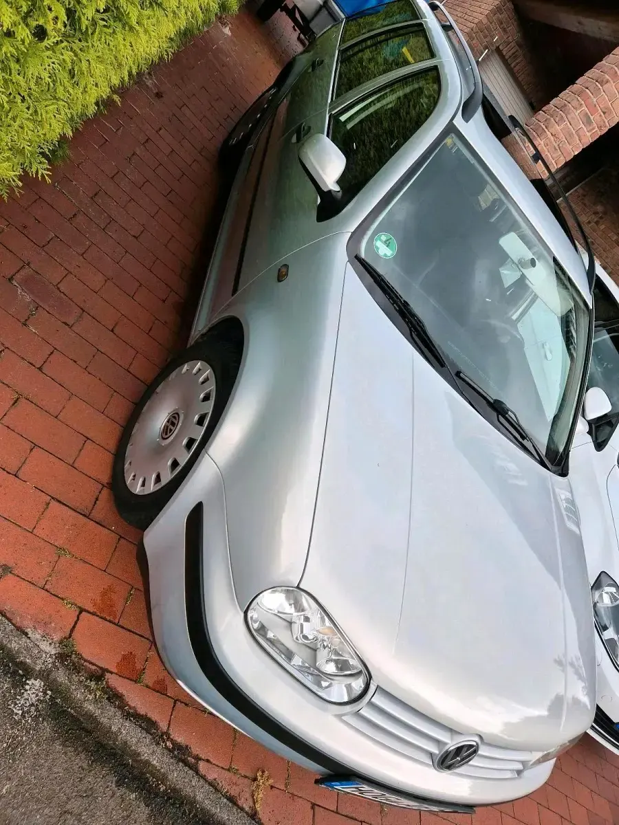 Gebraucht VW Golf IV 115 PS (84 kW) 2000 Silber Kombi