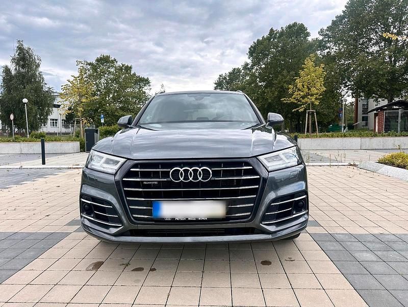 Gebraucht Audi Q5 S-Line 252 PS (185 kW) 2020 Grau SUV