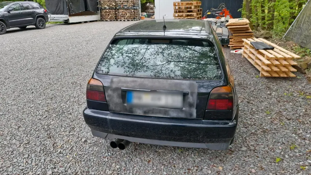 Gebraucht VW Golf GTI 150 PS (110 kW) 1997 Blau Coupé