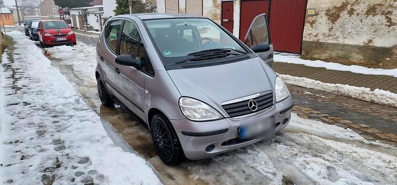 Gebraucht Mercedes A140 75 PS (55 kW) 2000 Silber Kleinwagen
