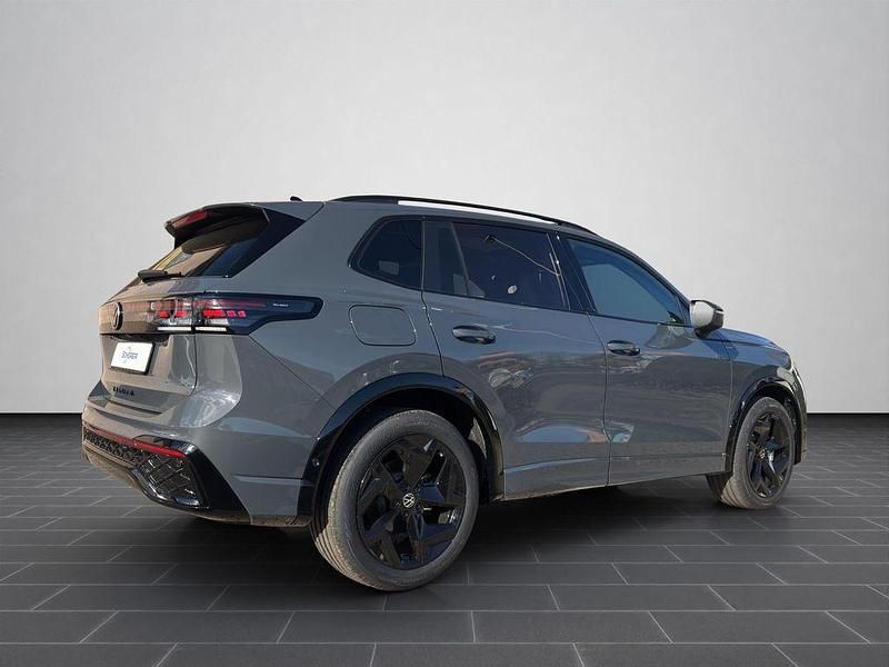 Gebraucht VW Tiguan Style 150 PS (110 kW) 2026 Delfingrau metallic (metallic) SUV