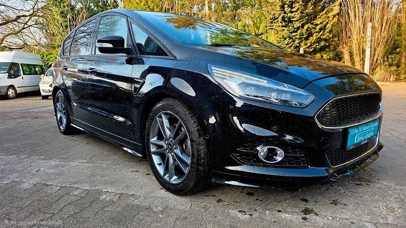 Gebraucht Ford S-MAX ST-Line 209 PS (153 kW) 2018 Shadow black Van / Kleinbus