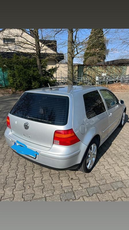 Gebraucht VW Golf IV Pacific 75 PS (55 kW) 2003 Silber Kleinwagen
