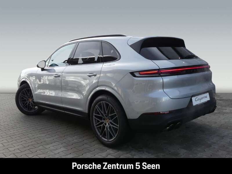 Gebraucht Porsche Cayenne 354 PS (260 kW) 2025 Dolomitsilbermetallic SUV