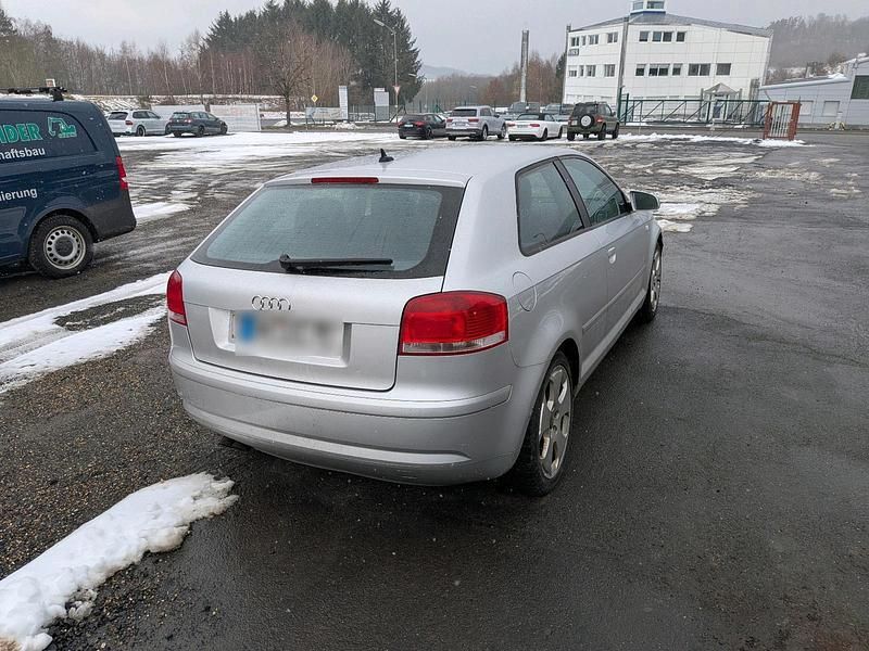 Gebraucht Audi A3 105 PS (77 kW) 2007 Silber Kleinwagen